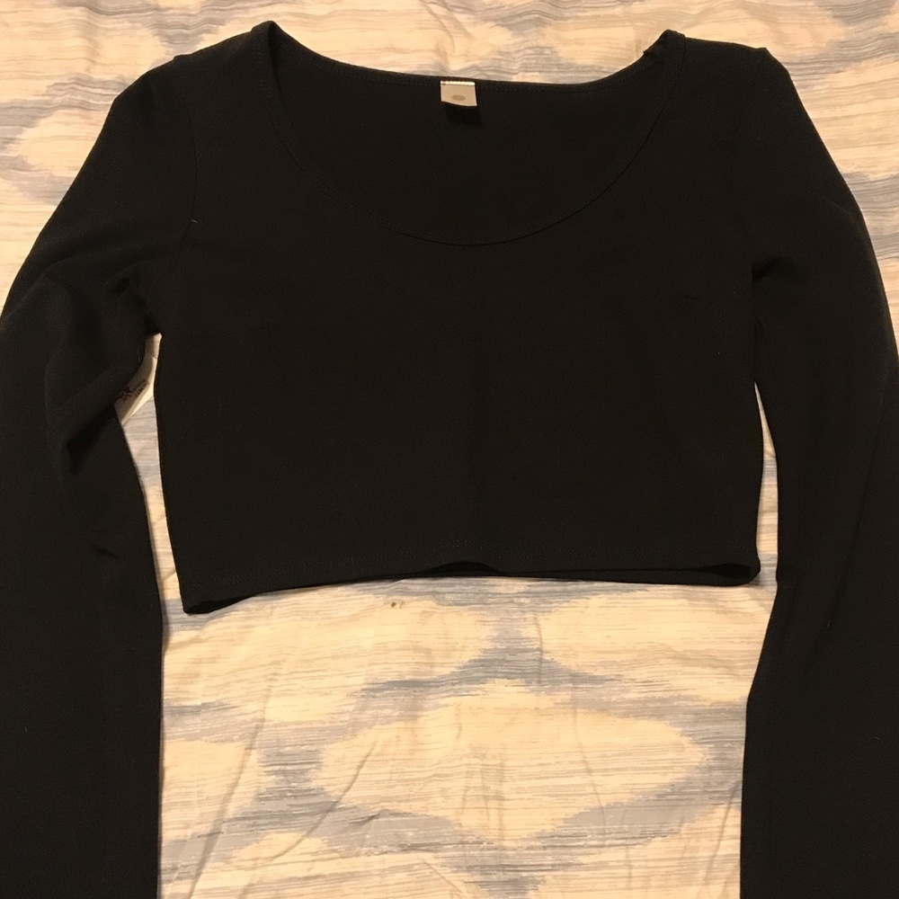 NWT - Black Crop Long Sleeve Tee